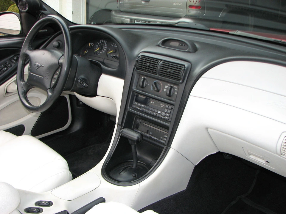 INTERIOR8a.webp