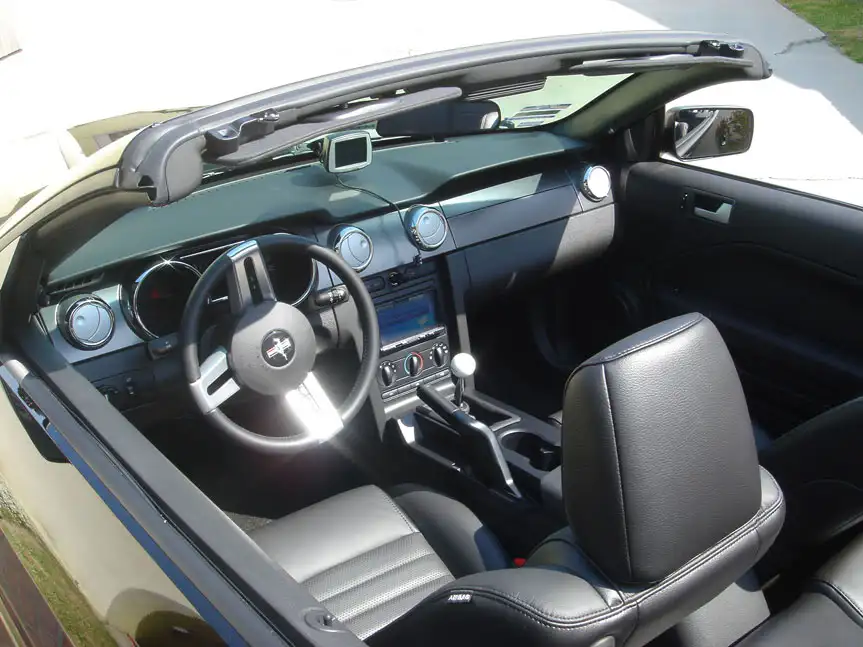 interior_1.webp
