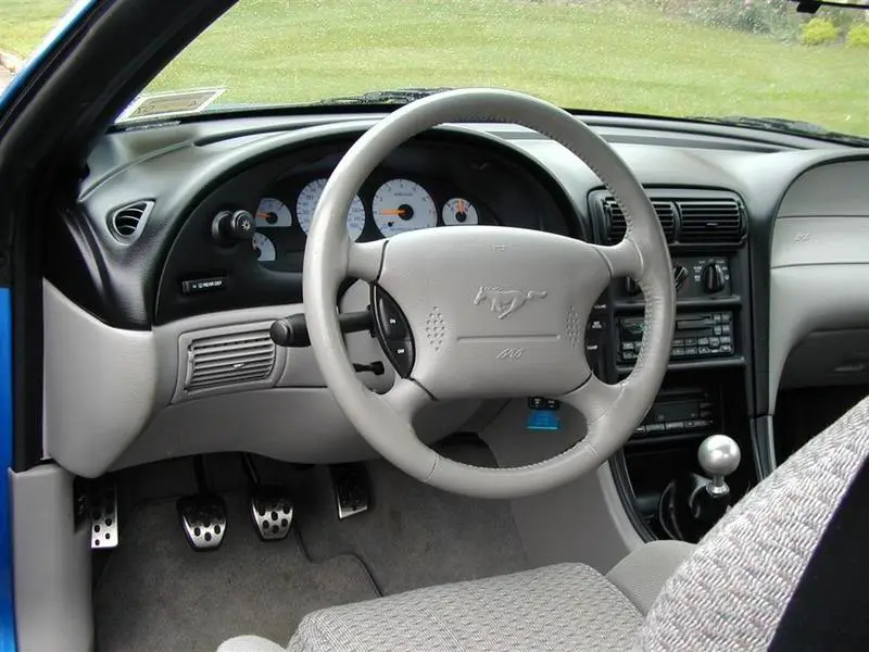 InteriorBullittPedalsLarge.webp