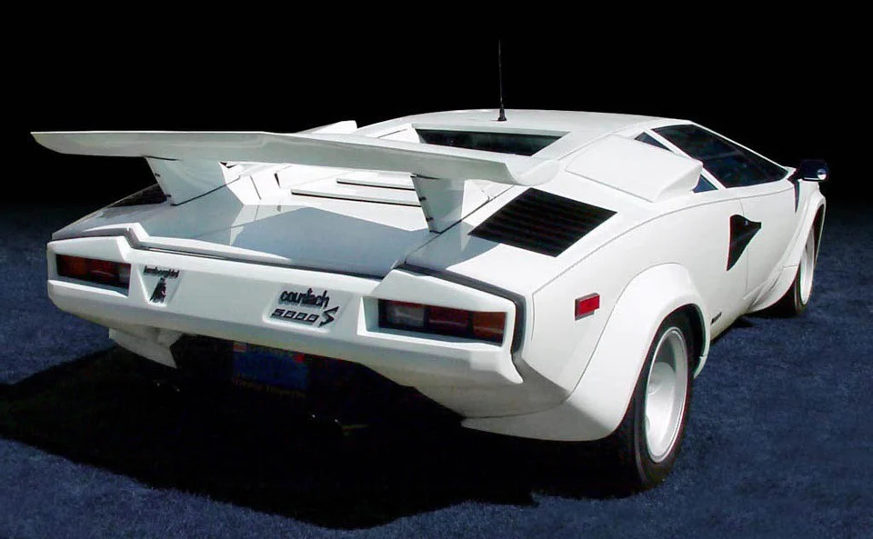 lamborghini-countach_5000s.webp