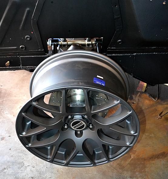 LeftWheel_zps79d4f12b.webp