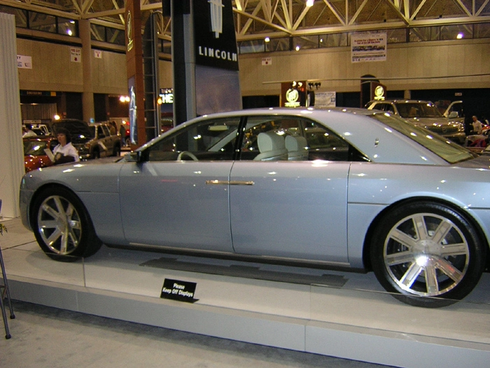 LincolnSide.webp
