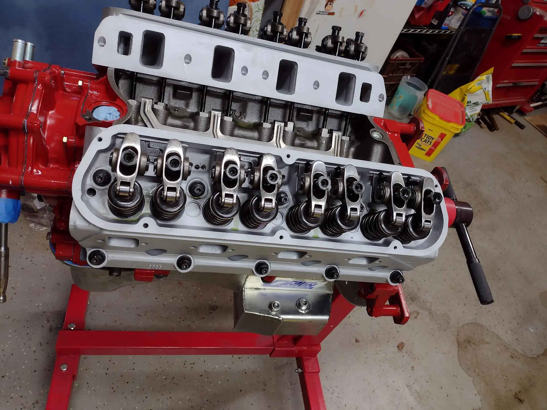 Longblock - Valvetrain Closeup.webp