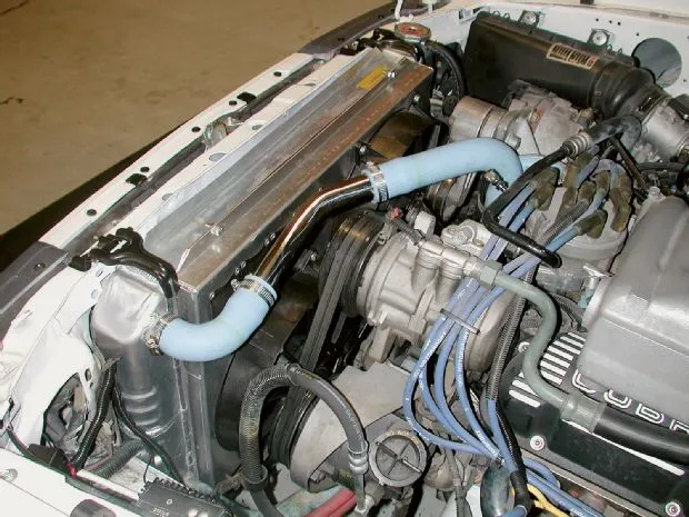 m5lp_0502_01_%2bdouble_pass_radiator_cooling_fan%2bradiator_inlet.webp