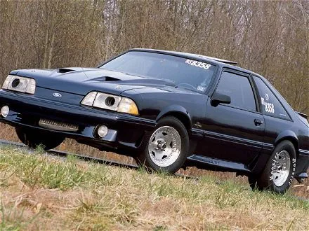 m5lp_0504_01_z+mustang+side_view.webp