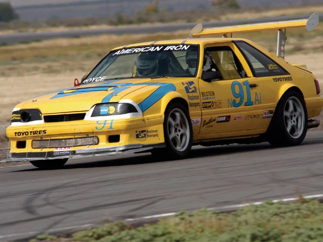 m5lp_0602_02_z+fox_mustang+american_iron_race_car.webp
