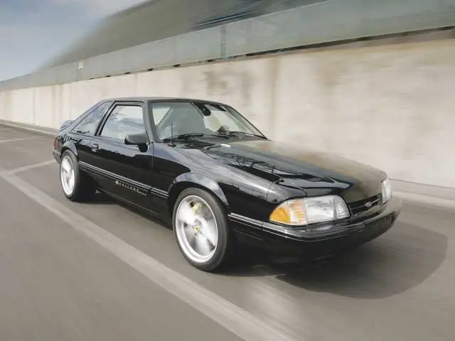 m5lp_0603_01z+1987_Ford_Mustang+Front_Passenger_Side.webp