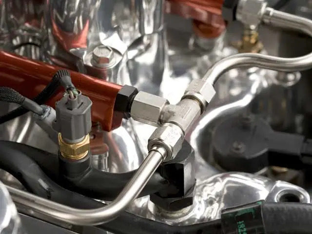 m5lp_0603_25z+1987_Ford_Mustang+Nitrous_Hose.webp