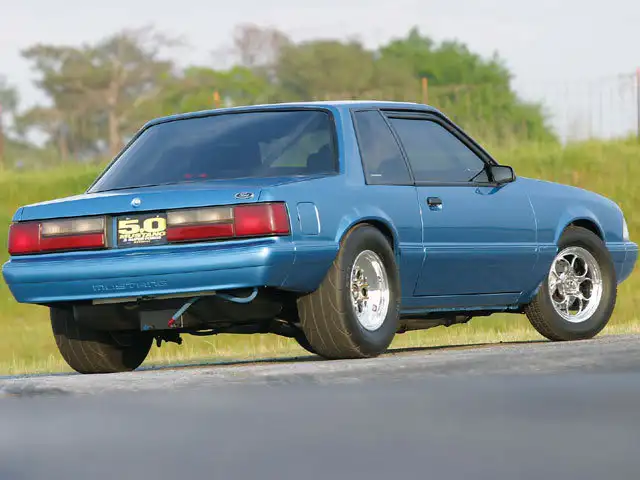 m5lp_0810_03_z1992_ford_mustang_LXr.webp