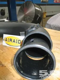 m5lp_1011_04_o+2010_mustang_gt_cai+venturi_tube.webp