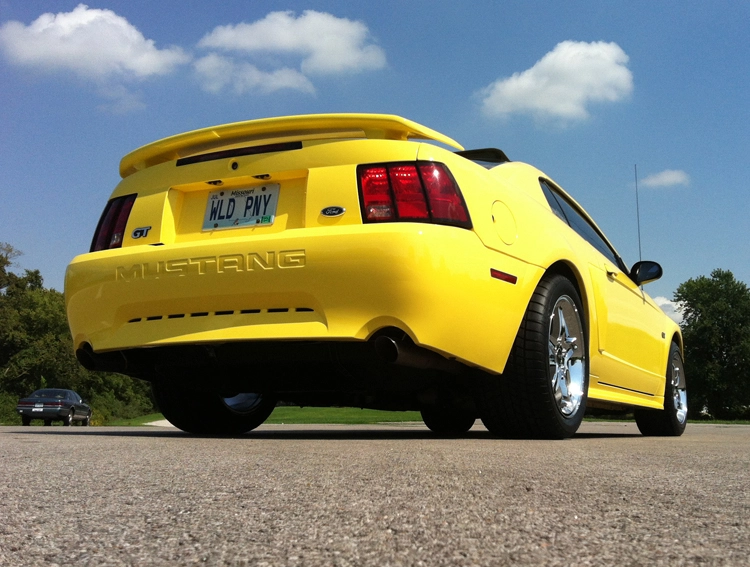 M_912_low_rear.webp