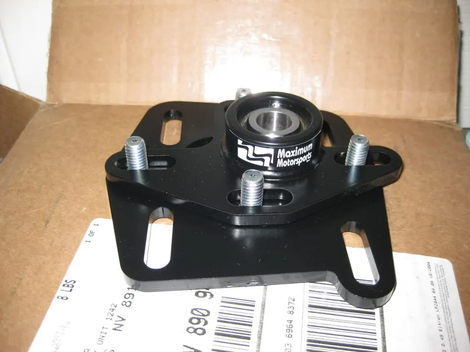 MaxiumMotorsportcasterchamberplate.webp