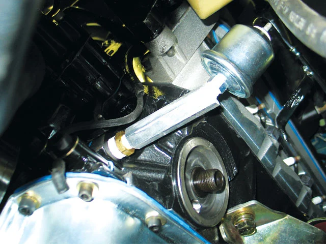 mmfp_0710_08_z+1993_ford_mustang_cobra+oil_sending_unit_extension.webp