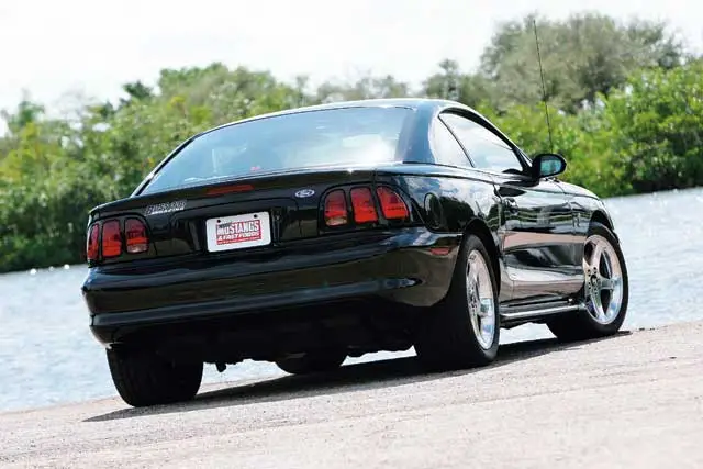 mmfp_0806_al_05_z+1996_ford_mustang_cobra+.webp
