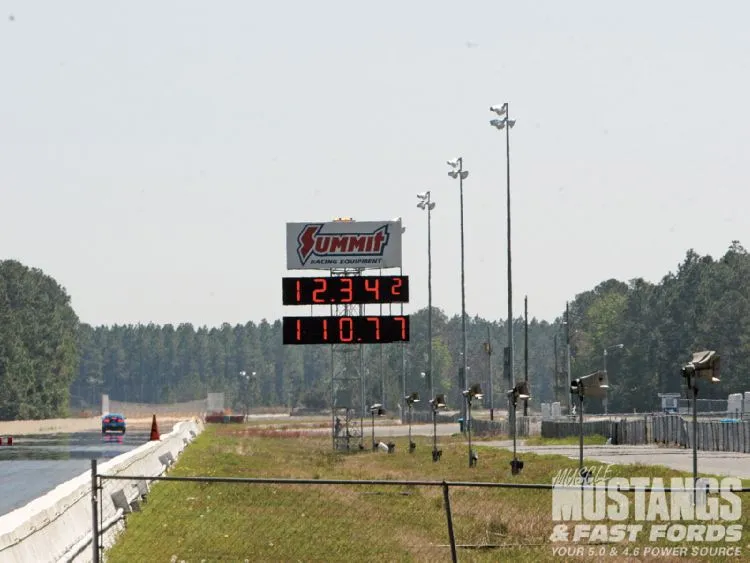 mmfp_1007_11_o+2011_ford_mustang_gt+lap_time.webp