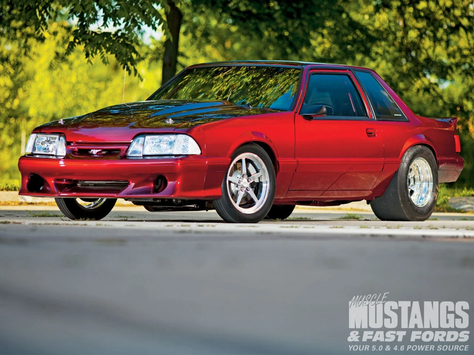mmfp_1103_01_o1992_ford_mustang_lx_coupedriver_side_front.webp
