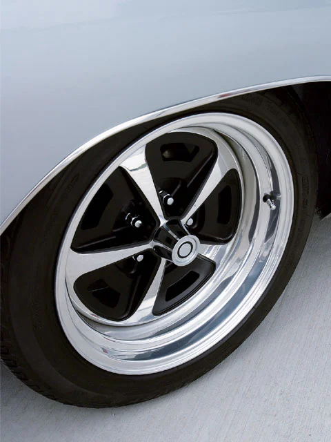 mopp_0602_05z+1969_dodge_charger+wheel.webp
