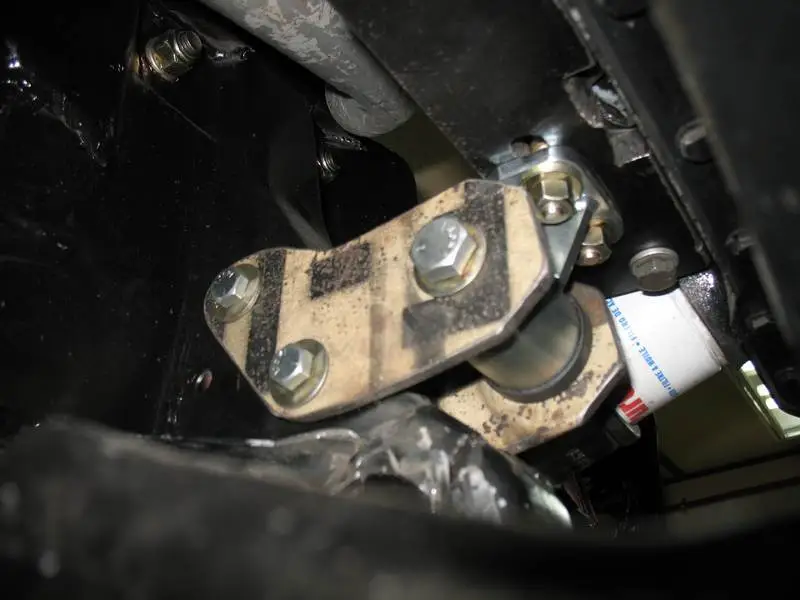 Motor%20and%20mounts%20%20%20044.webp