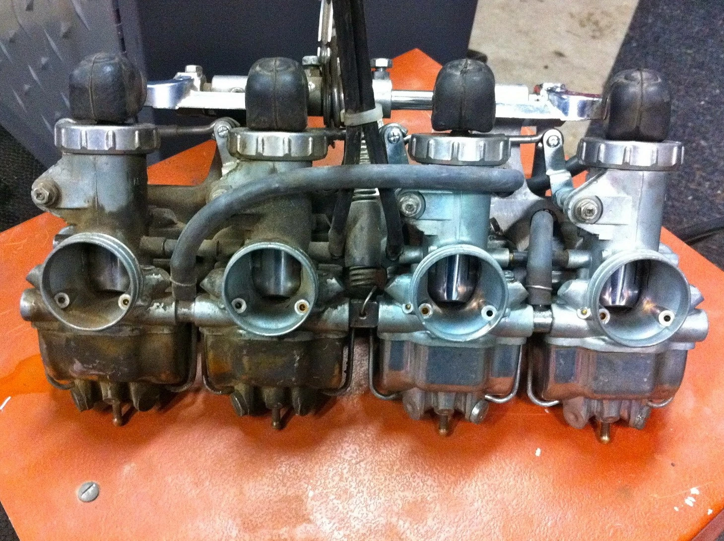 motorcycle-carb-cleaning.webp