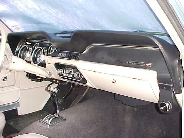 MS-Mustang6768Dash3L.webp