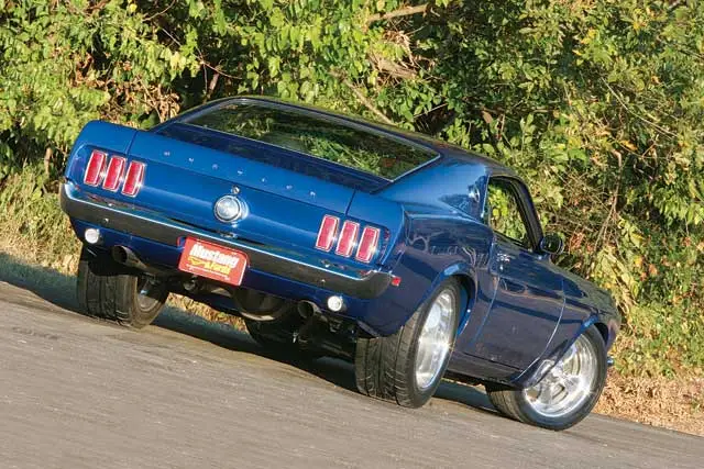 mufp_0806_mod_03_z+ford_mach_1_mustang+.webp