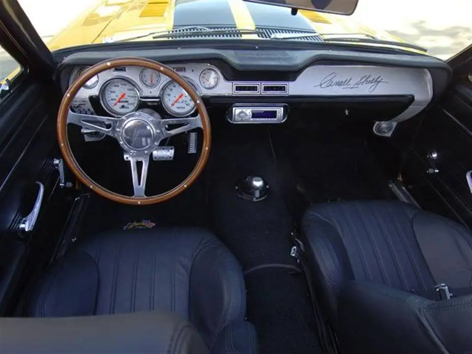 mump_0701_11_z1968_shelby_GT500SR_c.webp