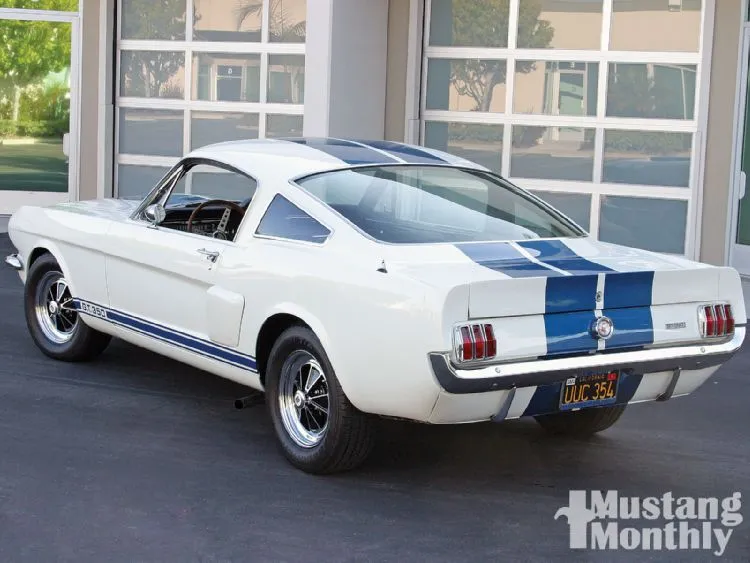 mump_1009_04_o+1966_ford_mustang_shelby_gt350+back_view.webp