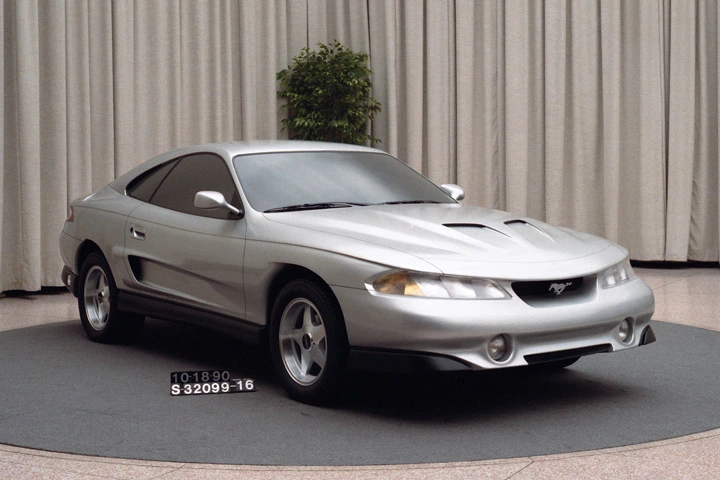 mustang-rambo.webp