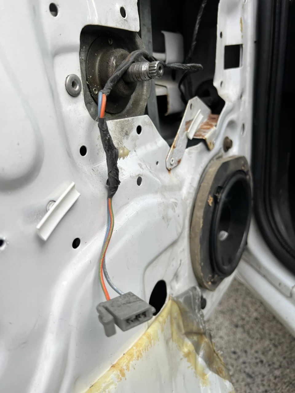 mustang wire.webp