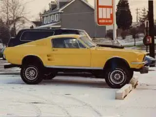mustang_4X4.webp