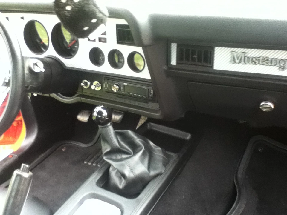 mustang_dash.webp