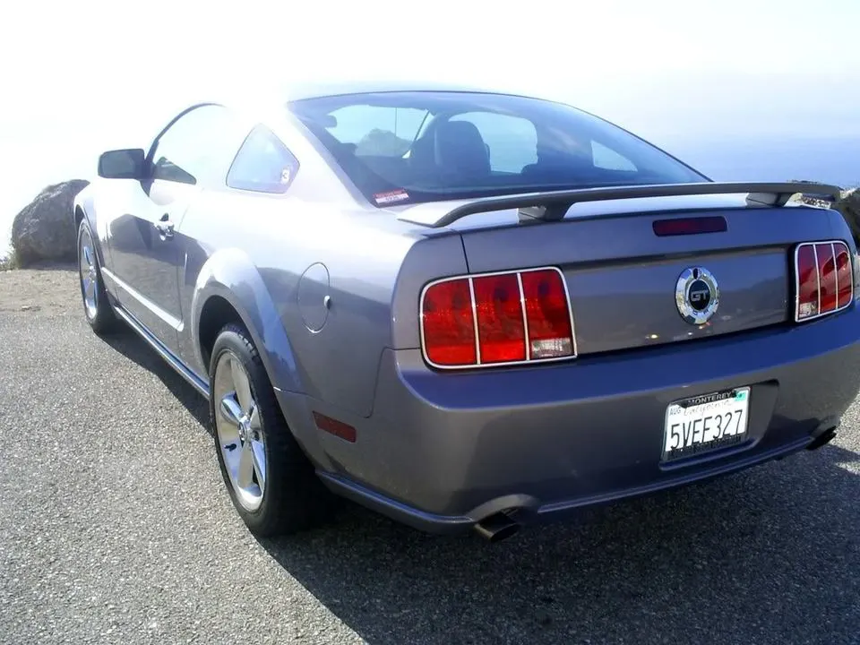 Mustang_GT_at_Big_Sur_cliff_by_Part.webp