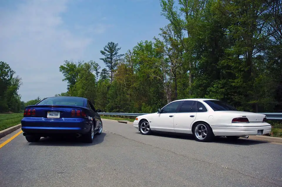 Mustangandvic1.webp