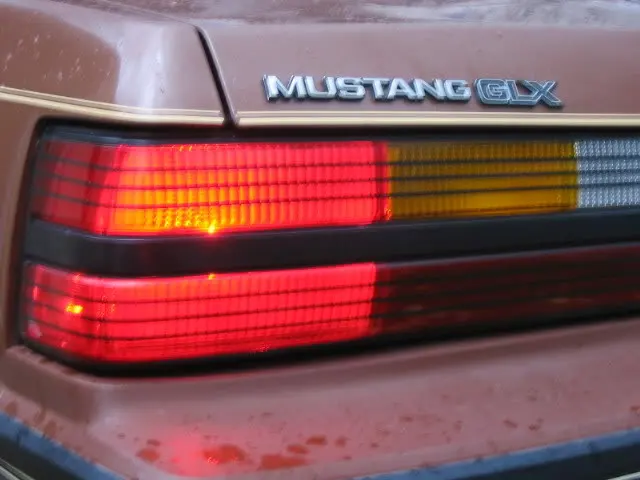 mustangcobralights016.webp