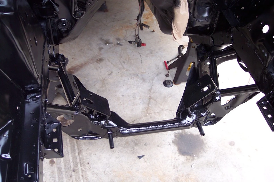 mustangengineswap001.webp