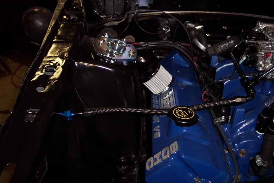 mustangengineswap008.webp