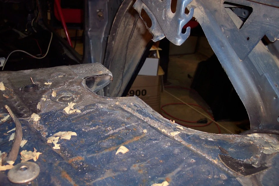 mustangengineswap019.webp