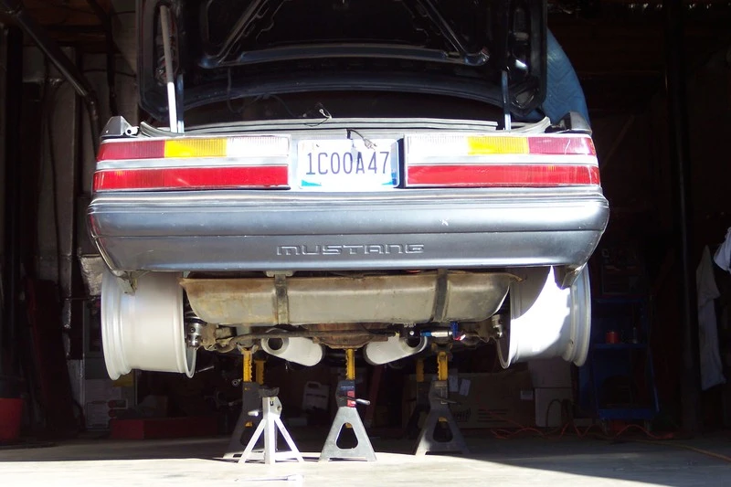 mustangengineswap027.webp