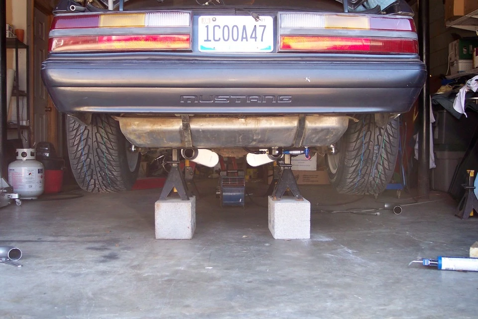 mustangengineswap037.webp