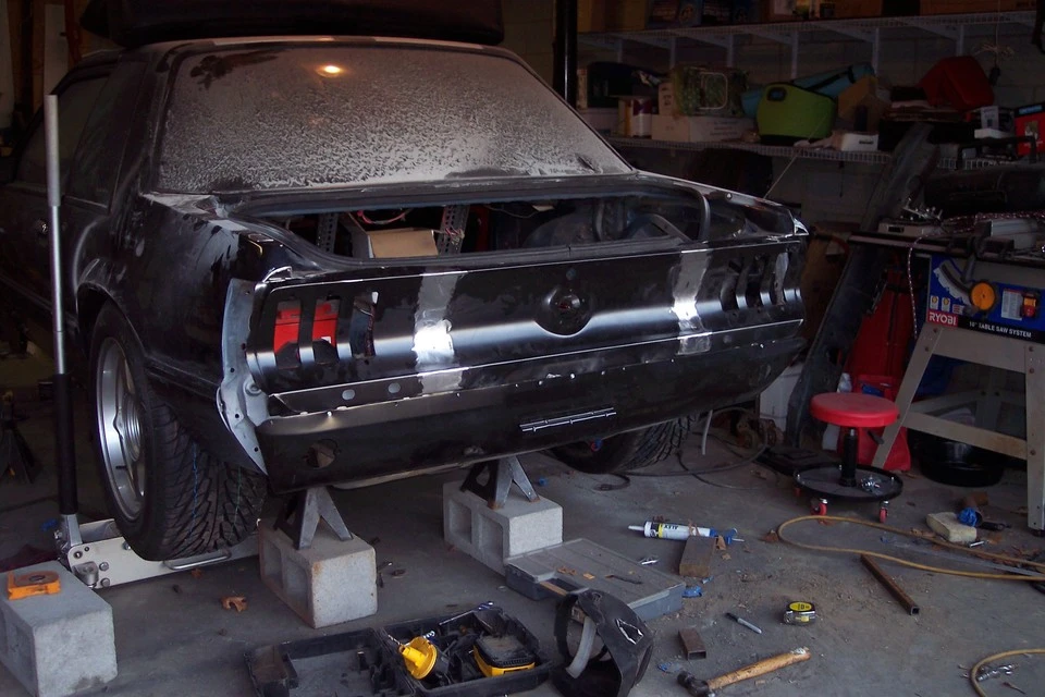 mustangengineswap048.webp