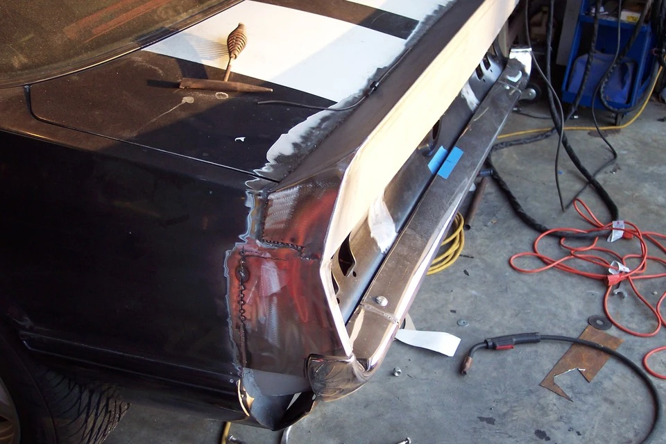 mustangengineswap060.webp
