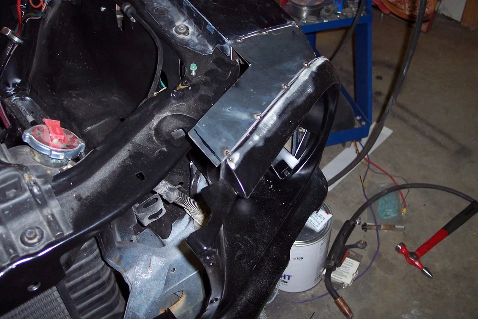 mustangengineswap074.webp