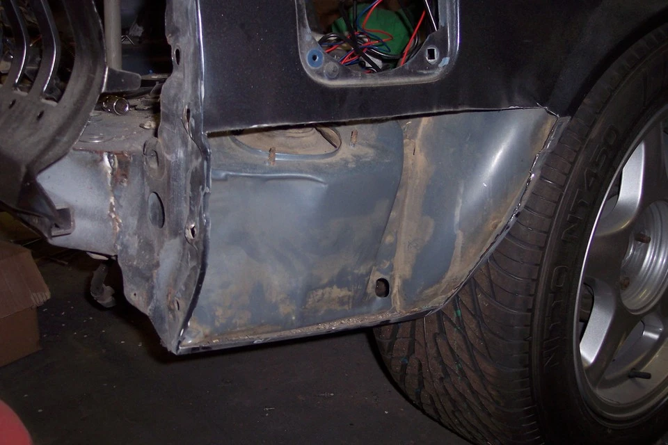 mustangengineswap086.webp