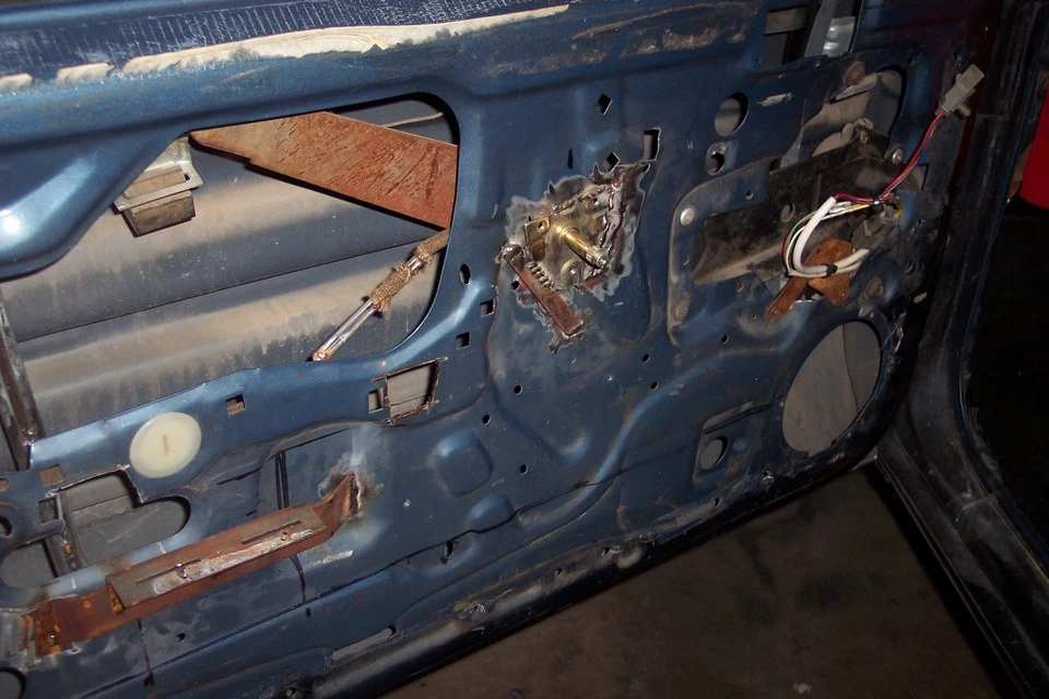 mustangengineswap119.webp