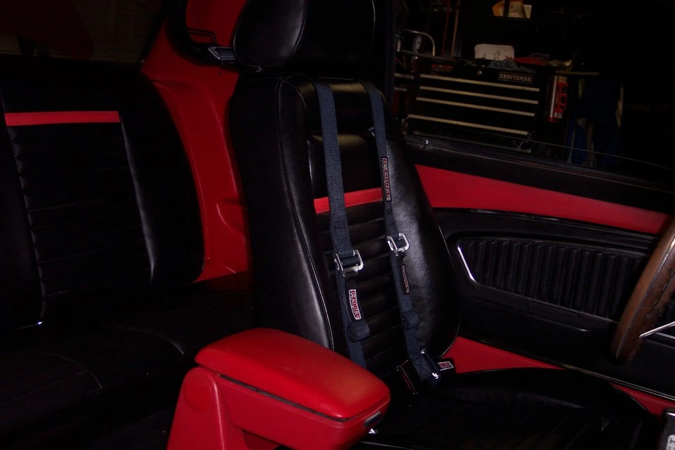 mustangengineswap263.webp