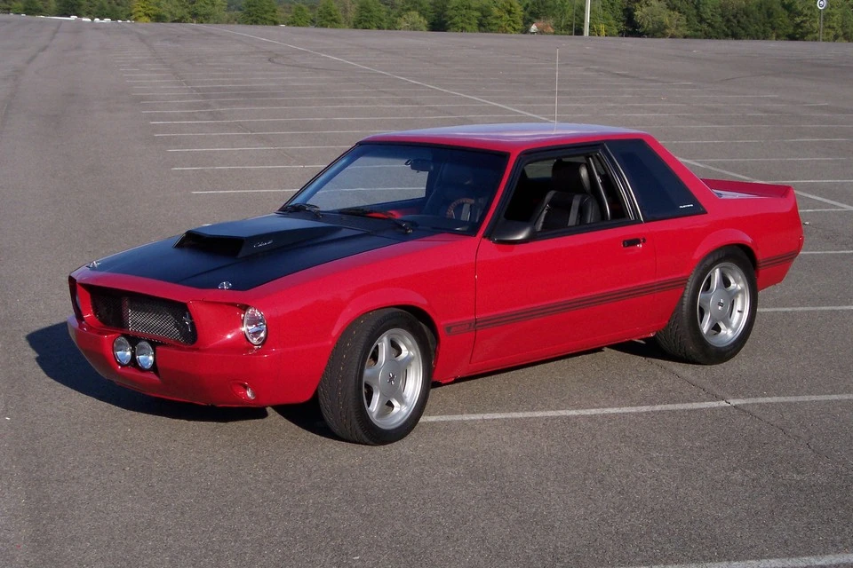 mustangengineswap270.webp
