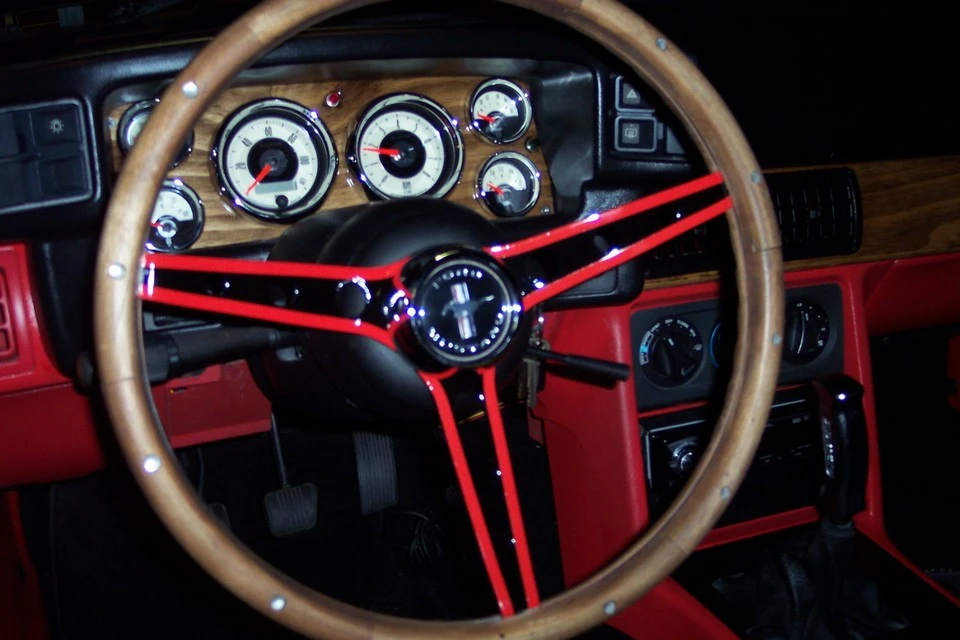mustangengineswap329.webp