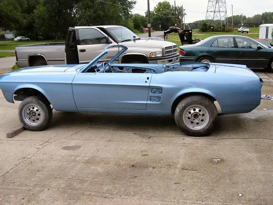 Mustangleavingbodyshop_zpscedff0fa.webp