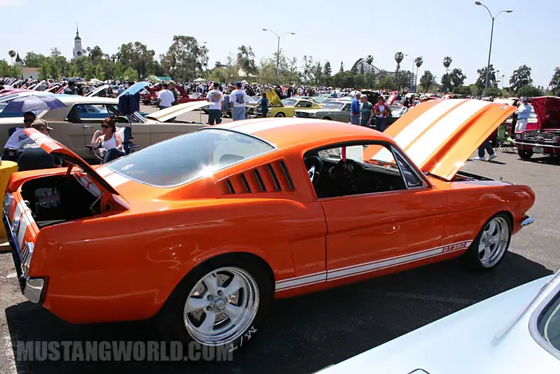 mustangworld_fabulous_fords_2011_950_JPG.webp