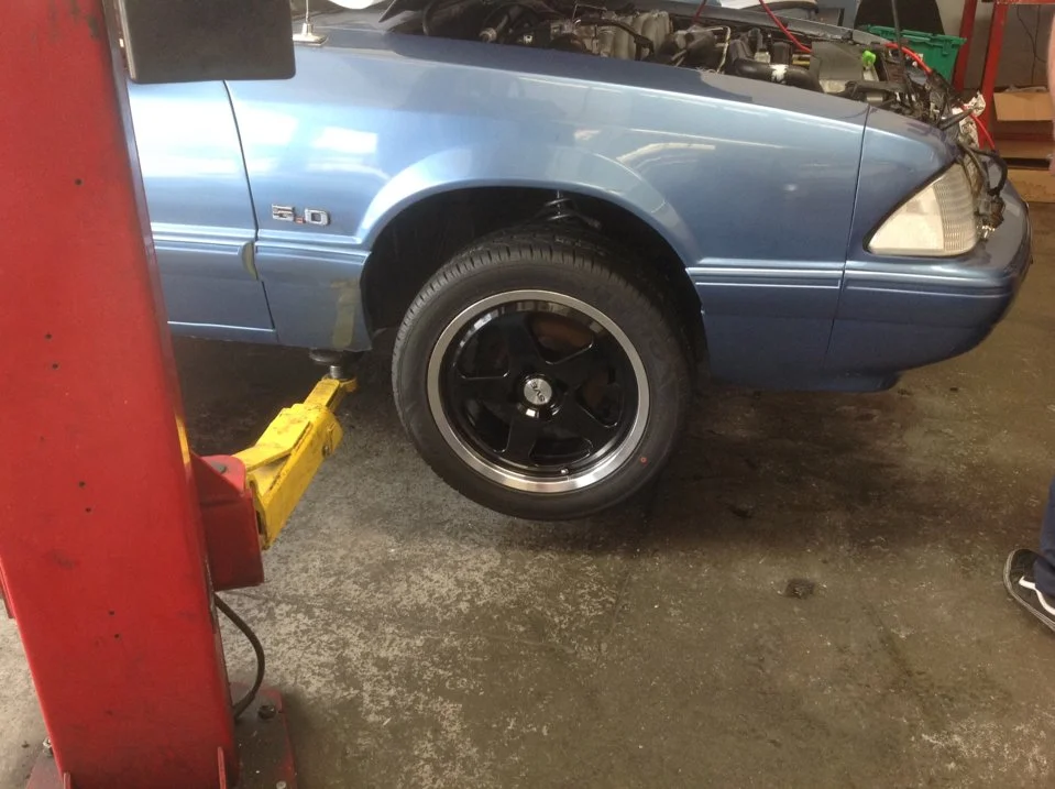 New Wheel & Tire Passengerside Front.webp